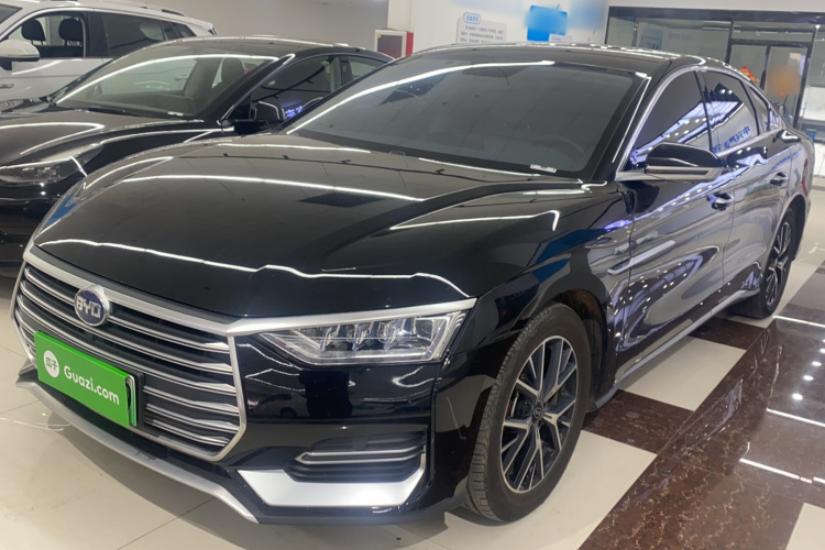 BYD e9 2021 car image #2