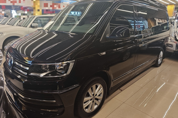 Volkswagen Caravelle 2017 car image #2