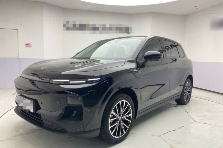 零跑汽车 零跑B10 2025 汽车图片 #2