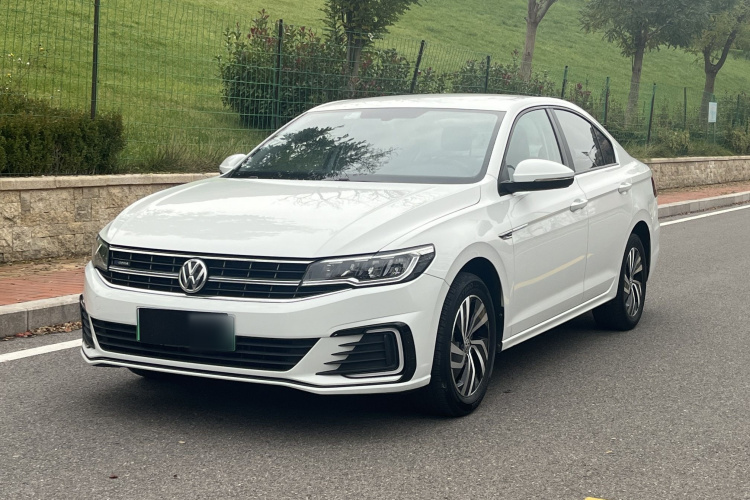 Volkswagen Bora Pure Electric 2020 صورة سيارة #2