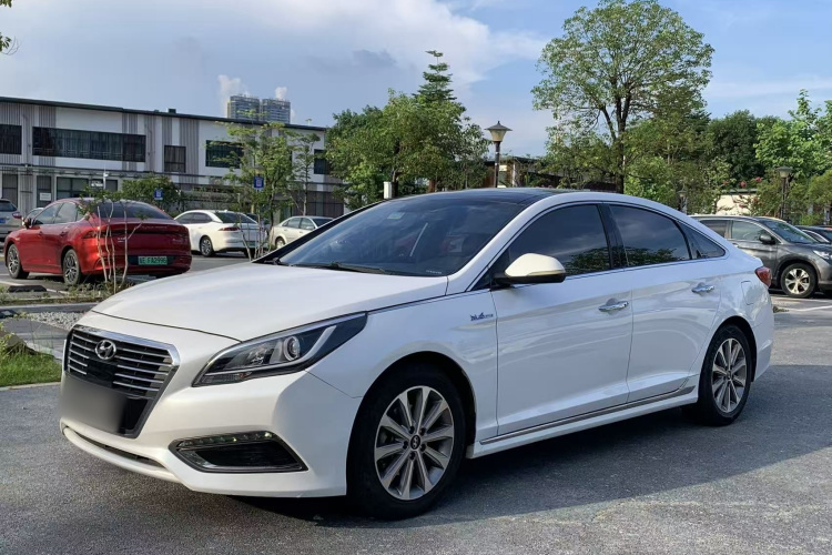 Hyundai Sonata NFC 2017 #2 Hyundai Sonata NFC 2017 car image #2
