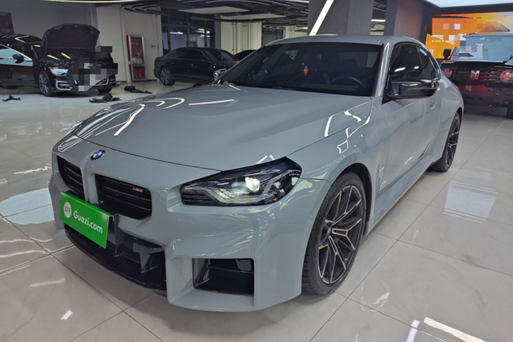 BMW M235L 2024 #2 BMW M235L 2024 immagine di auto #2