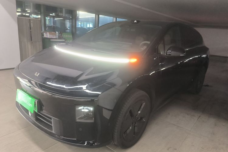 理想汽车 理想i6 2025 汽车图片 #2