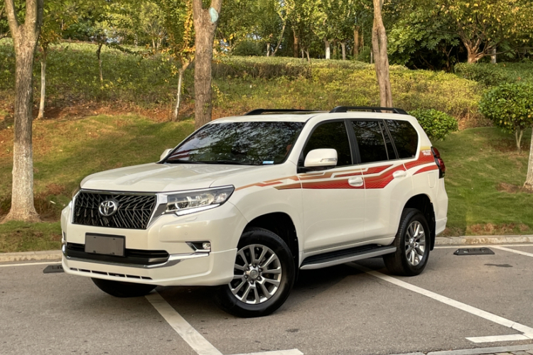 Toyota Land Cruiser Prado 2020 #2 Toyota Land Cruiser Prado 2020 car image #2