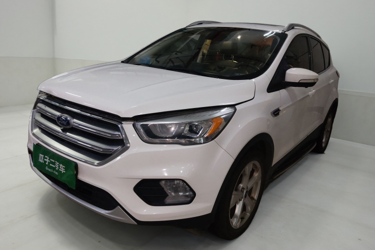 Ford Kuga 2017 car image #2