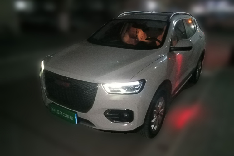 Haval H2s 2018 #2 Haval H2s 2018 car image #2