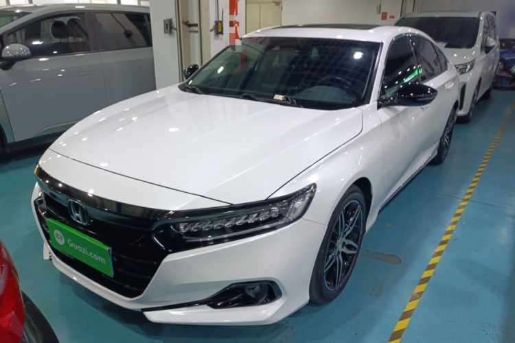 BYD F3R 2023 #2 BYD F3R 2023 car image #2