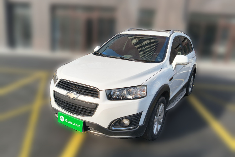 Chevrolet Captiva (Imported) 2017 car image #2