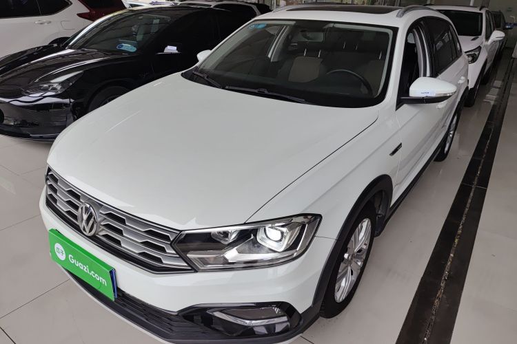 Volkswagen C-Trek 2018 immagine di auto #2