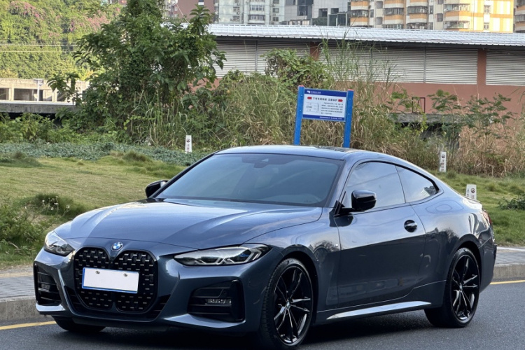 BMW 4 Series 2022 car image #2