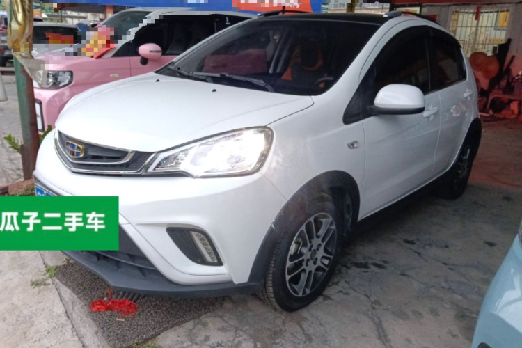 GEELY Vision X1 2019 #2 GEELY Vision X1 2019 car image #2