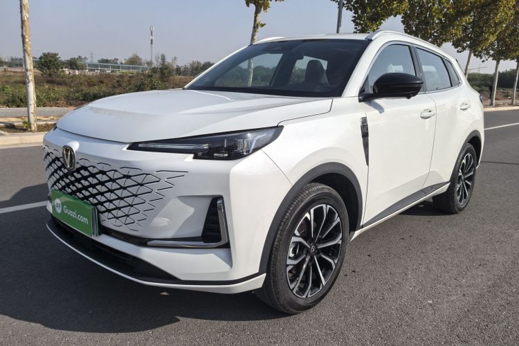Changan CS55PLUS PHEV 2025 immagine di auto #2