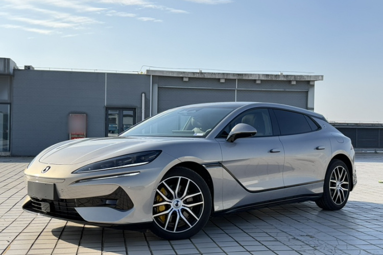 Denza Z9GT 2025 #2 Denza Z9GT 2025 immagine di auto #2