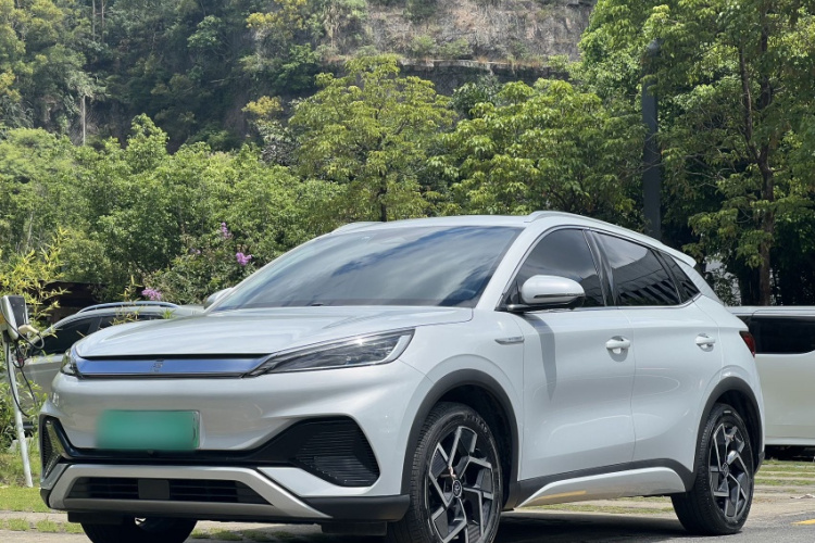 BYD Yuan 2023 car image #2