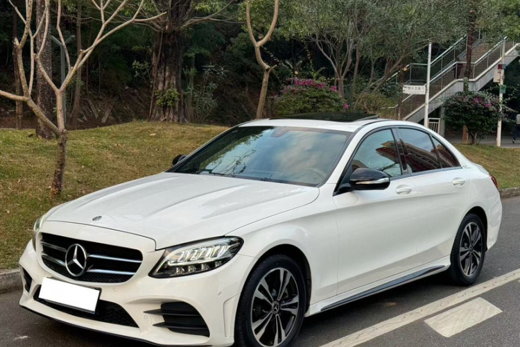 Mercedes-Benz C Class 2019 #2 Mercedes-Benz C Class 2019 car image #2