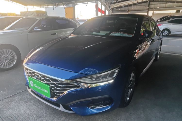 Hyundai Lafesta 2020 car image #2