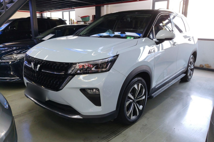 Wuling Asta 2022 #2 Wuling Asta 2022 صورة سيارة #2