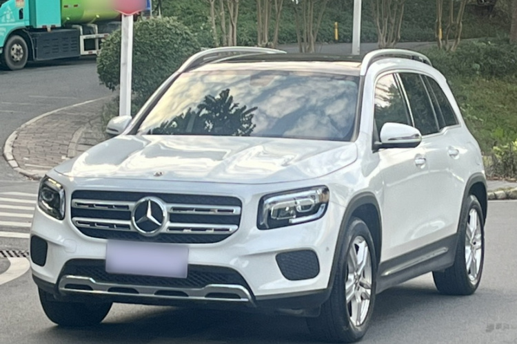 Mercedes-Benz GLB Class 2021 immagine di auto #2