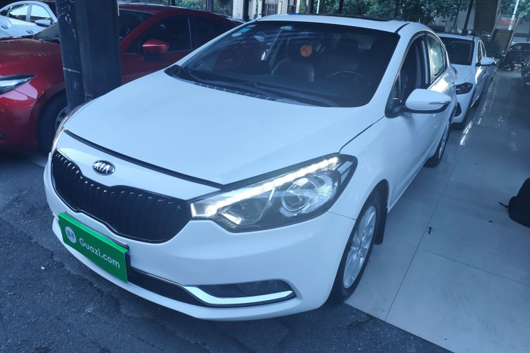 Kia K3 2015 #2 Kia K3 2015 car image #2