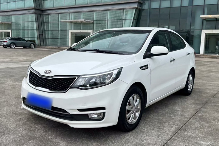 Kia K2 2016 car image #2