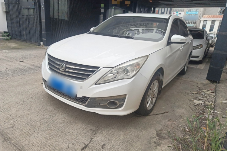 Forthing JOYEAR S50 2015 immagine di auto #2