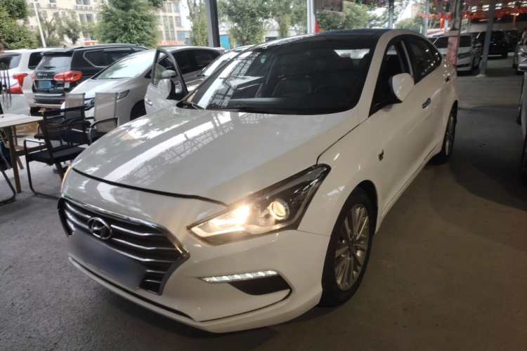 Hyundai Mistra 2017 #2 Hyundai Mistra 2017 car image #2