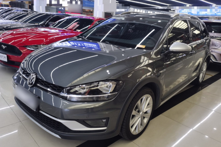 Volkswagen Golf (Imported) 2019 immagine di auto #2