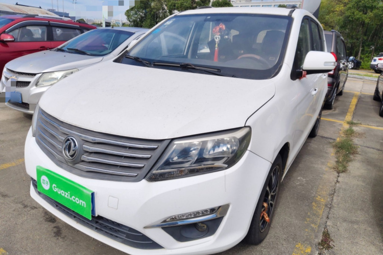 Forthing S500 2015 изображение автомобиля #2