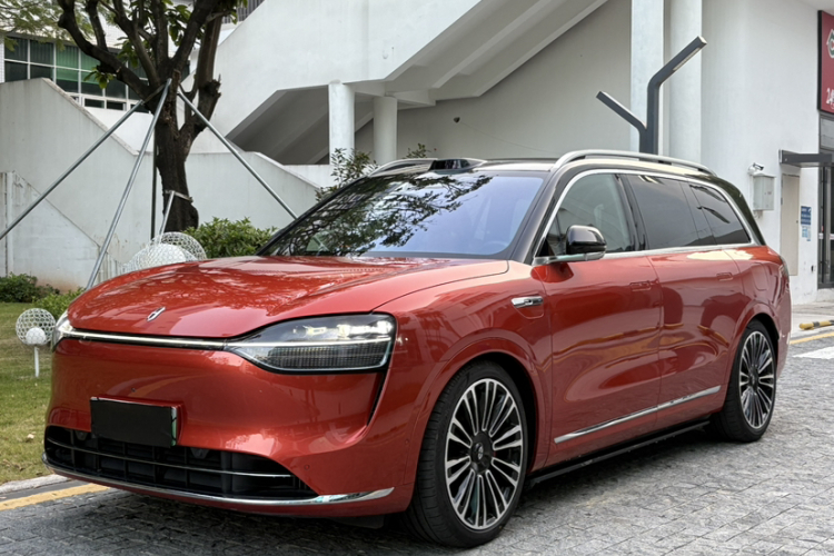 2024 car image #2