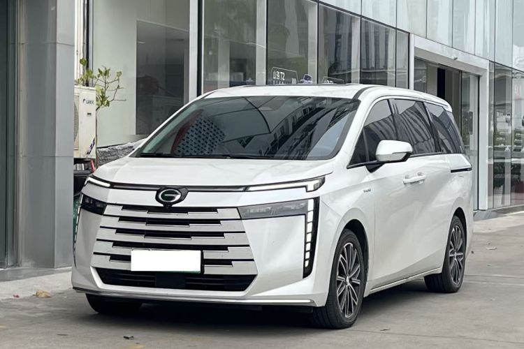 GAC Trumpchi E8 New Energy 2024 car image #2