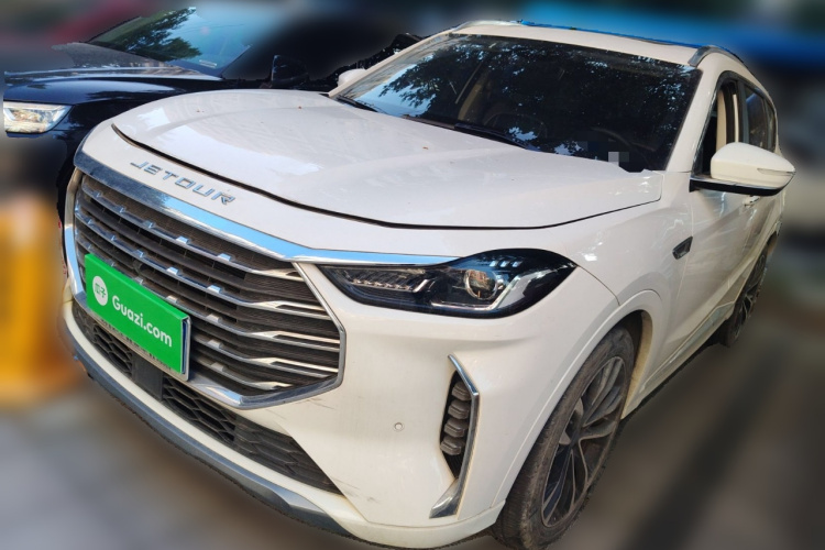 X70 PLUS 2020 #2 X70 PLUS 2020 car image #2