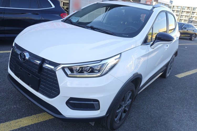 BYD Yuan New Energy 2020 صورة سيارة #2