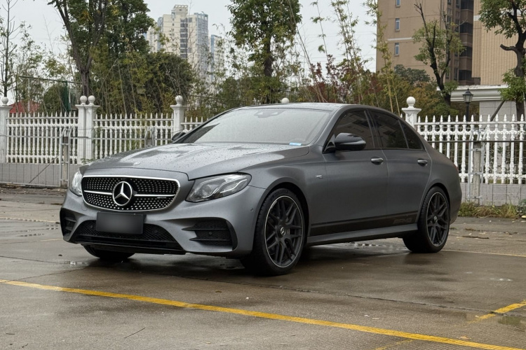 Mercedes-Benz E AMG 2019 immagine di auto #2