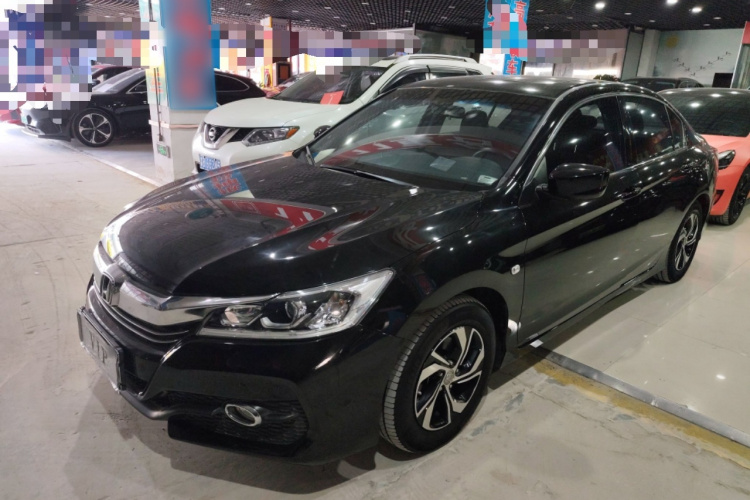 Honda Accord 2018 image de voiture #2