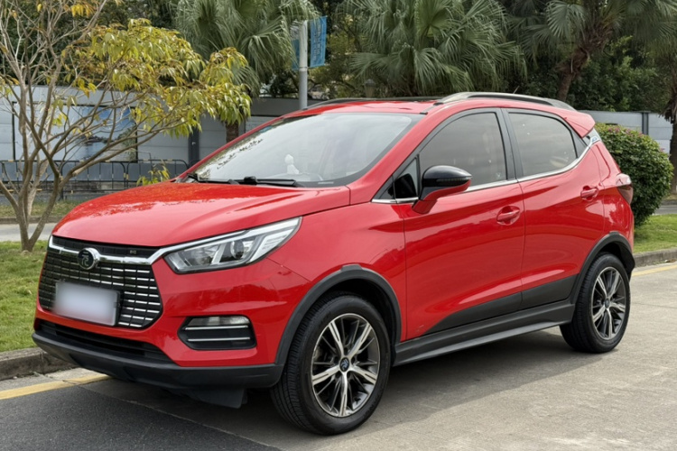 BYD Yuan New Energy 2018 car image #2