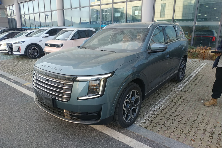 Jetour X70L 2025 car image #2