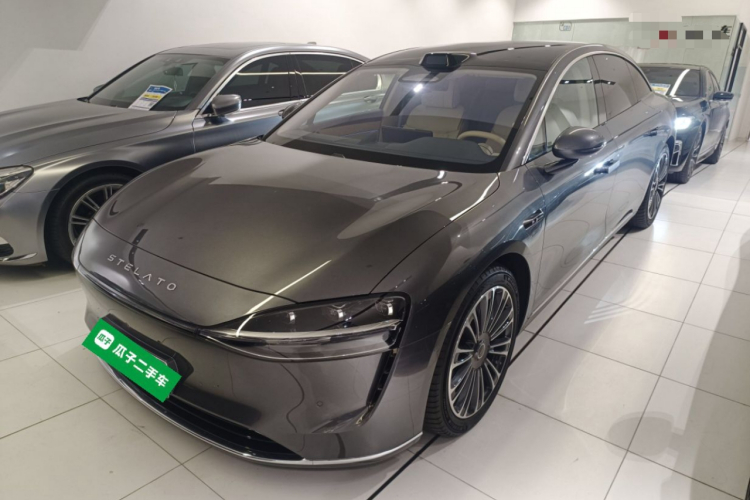 HongQi 2024 car image #2