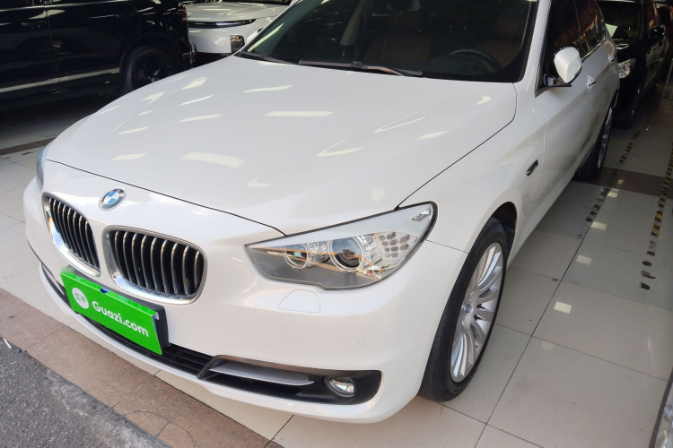 BMW 5 Series GT 2016 #2 BMW 5 Series GT 2016 immagine di auto #2