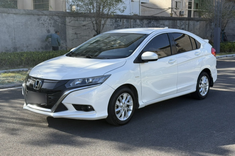 Honda Gienia 2019 car image #2