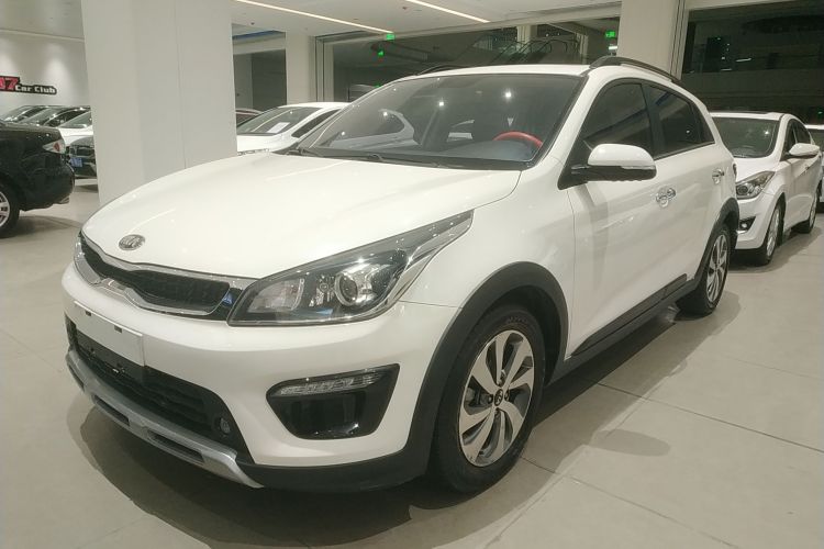 Kia Rio Cross 2019 car image #2
