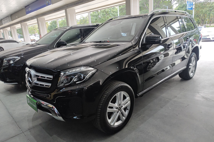 Mercedes-Benz GLS Class 2019 car image #2