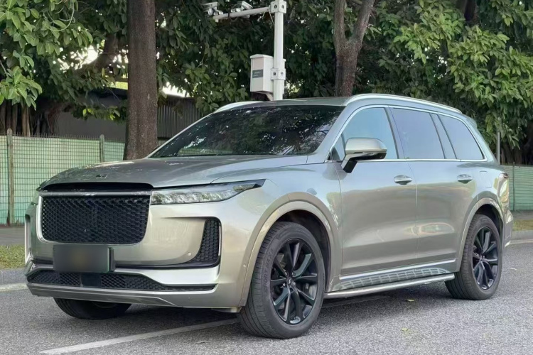 Li One 2020 imagem de carro #2