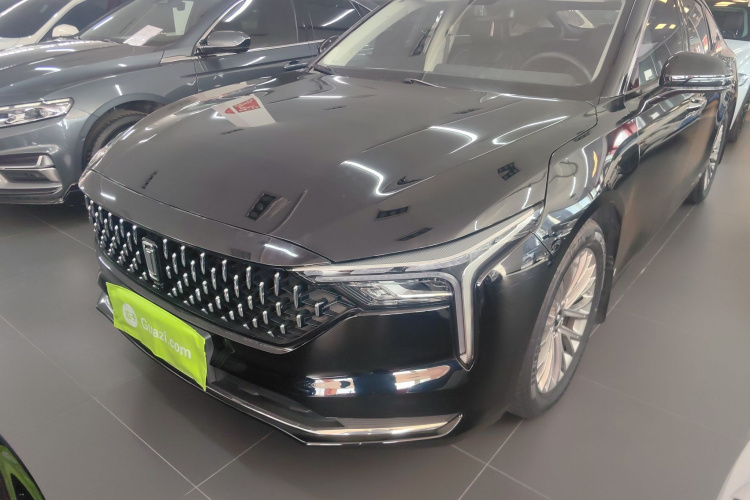 2024 immagine di auto #2