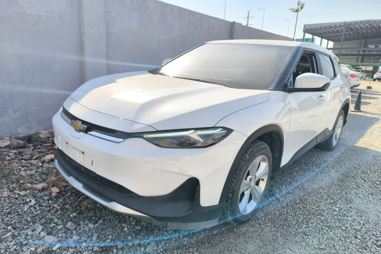 Chevrolet Charm 2023 car image #2