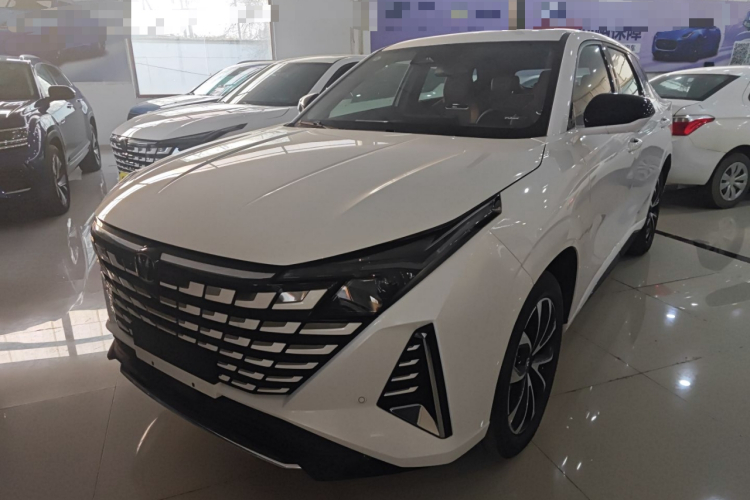 Changan UNI-Z PHEV 2025 #2 Changan UNI-Z PHEV 2025 immagine di auto #2