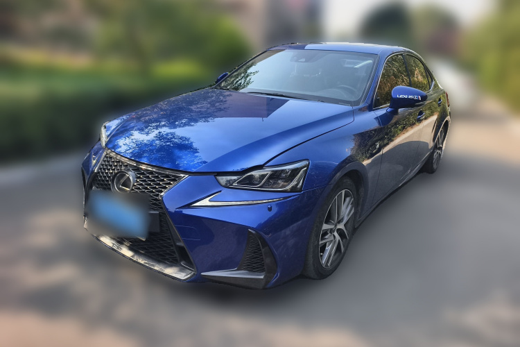 Toyota 2018 car image #2