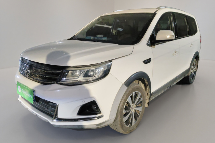 Forthing JOYEAR X6 2017 car image #2