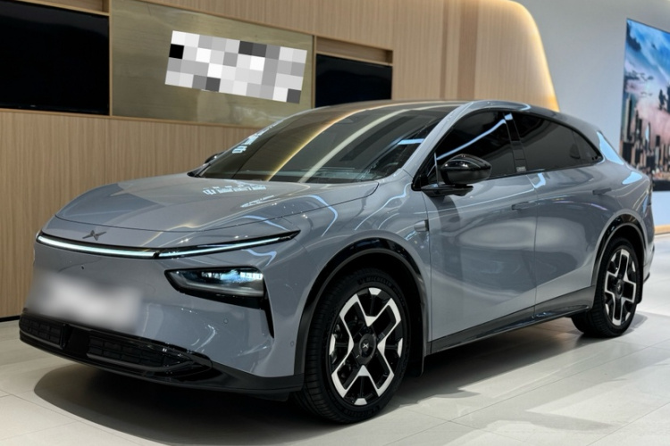 Xpeng G7 2025 #2 Xpeng G7 2025 car image #2