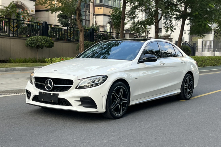 Mercedes-Benz C Class 2021 car image #2