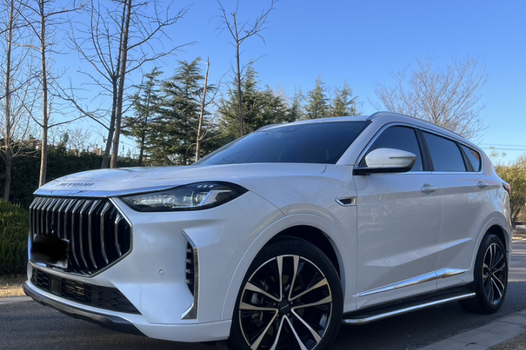 X70 PLUS 2022 car image #2